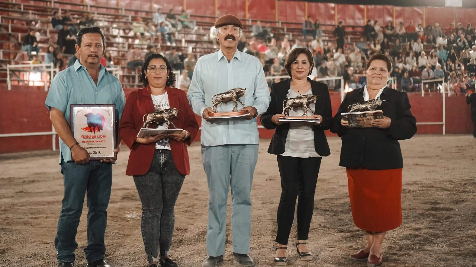 FOTO PRINCIPAL SJR Se entregaron reconocimientos a toreros de Tequis